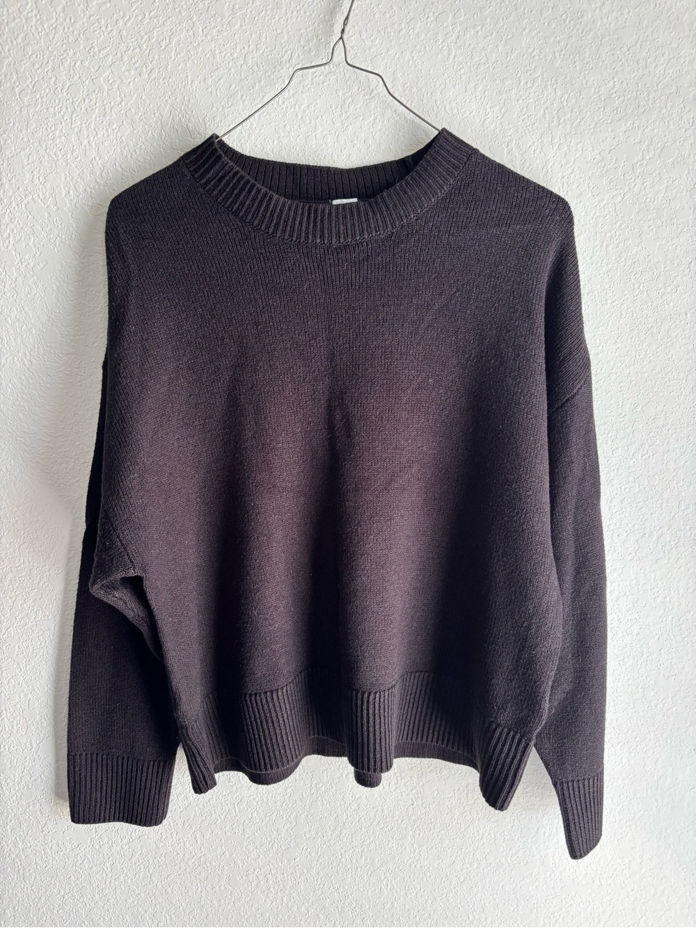 H&M Black Crewneck Sweater